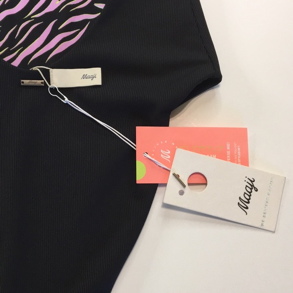 Maaji - One Piece Reversible Swimsuit - Medium - Picture 2 of 16